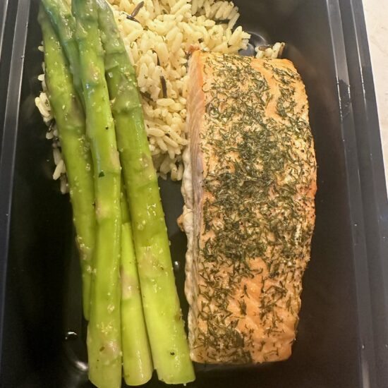 Lemon Dill with Garlic Sauce Salmon